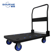 Carrinho de caminh&atilde;o com plataforma resistente